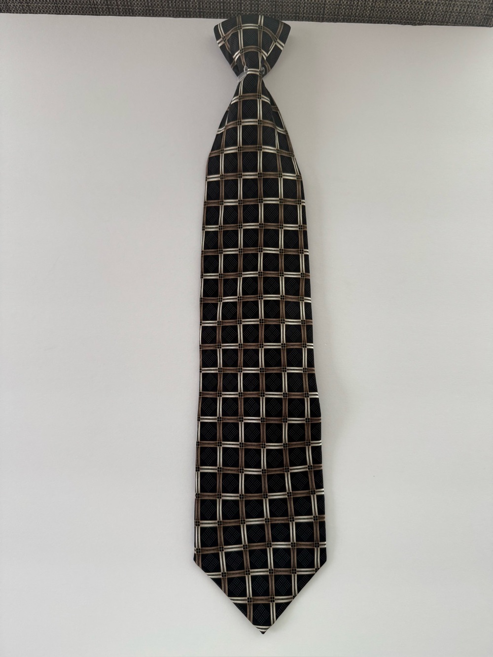Mens Covington silk tie -black gold and brown